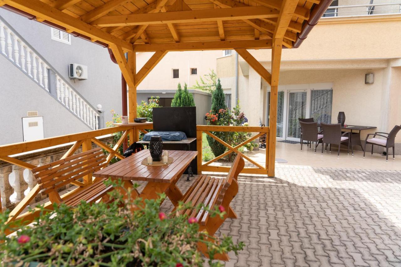 Apartments Sejla 울친 외부 사진